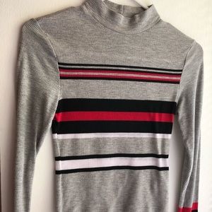 H&M Mock-Neck Crop Top